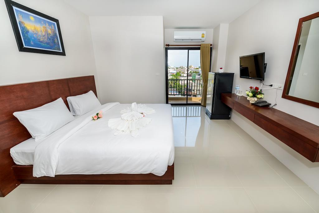 The Topaz Residence Phuket Town Habitación foto
