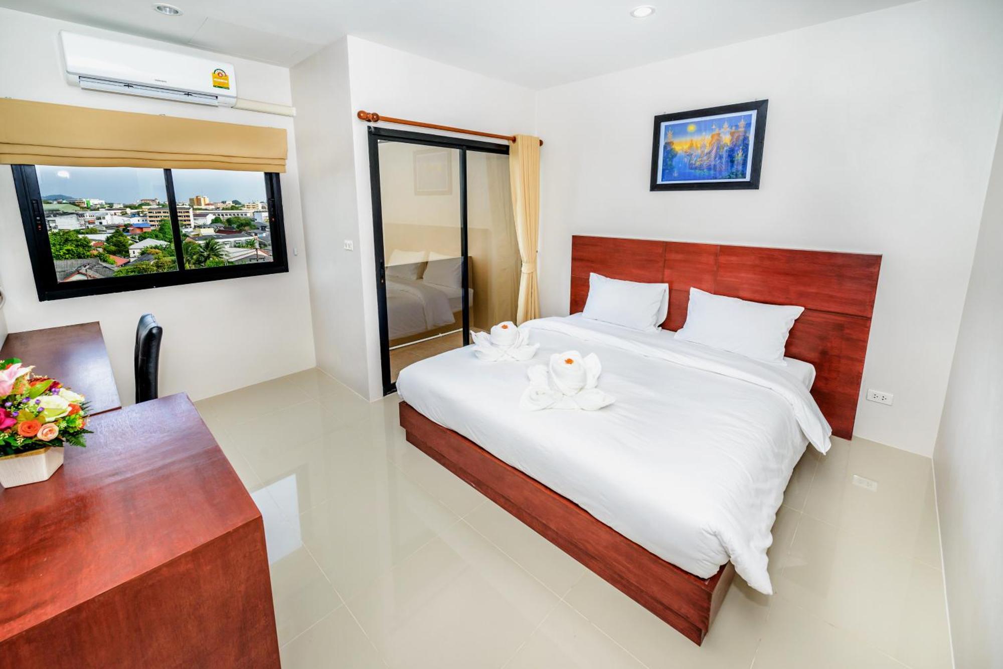 The Topaz Residence Phuket Town Habitación foto