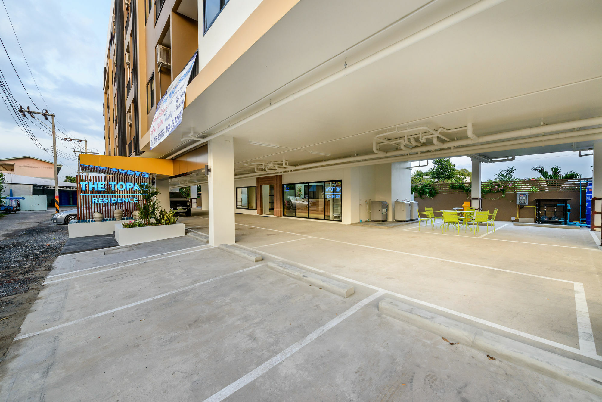 The Topaz Residence Phuket Town Exterior foto